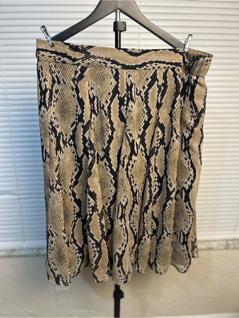 Snake Print Midi Skirt Tan Black XL Accordion Animal Print A-Line attention